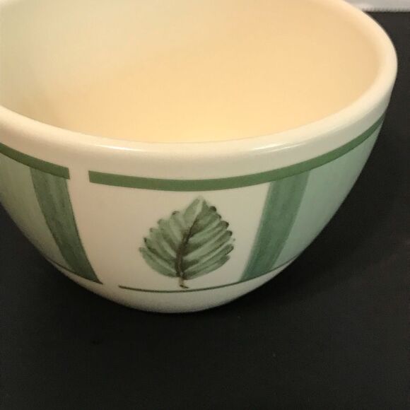 Pfaltzgraff Flower Garden Sugar Bowl with Lid RETIRED - Picture 6 of 9